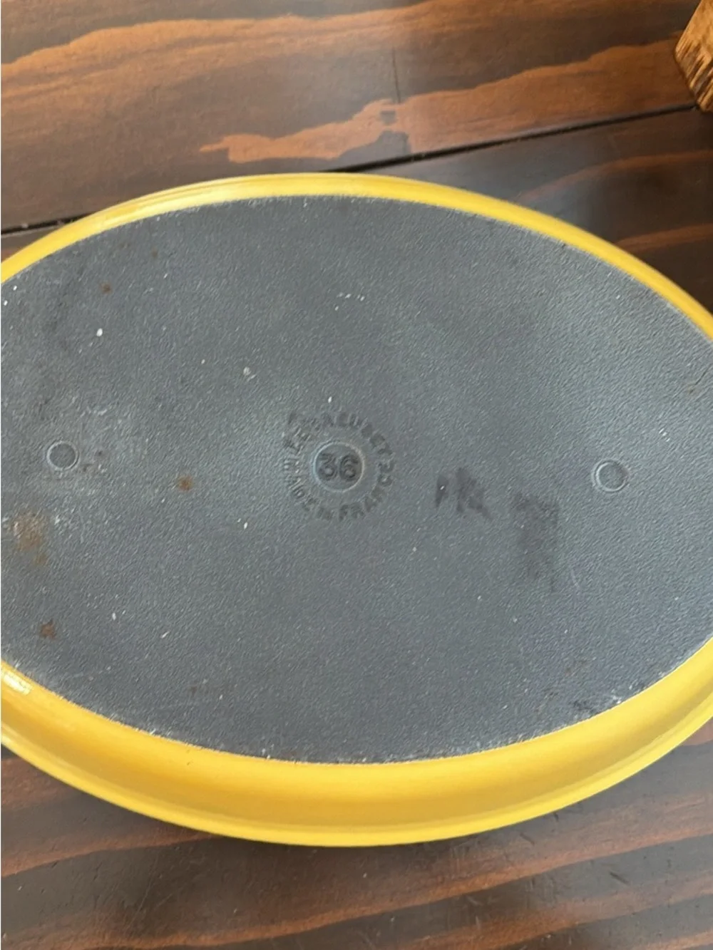 Le Creuset Vintage Yellow Oval Baking Dish - Picture 5 of 7